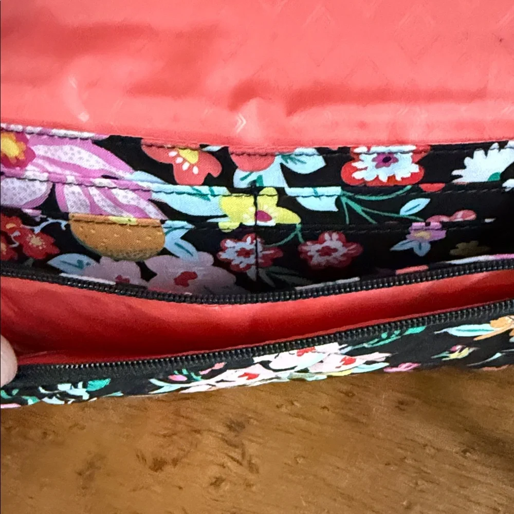 Vera Bradley Black Quilted Wallet with Multicolor Floral Print - Picture 6 of 8
